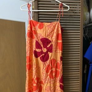 Vintage manuheali’i dress